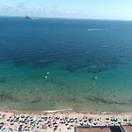 Apartamento En Benidorm Con Vistas Espectaculares Al Mar